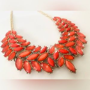 Coral and gold statement necklace - stunning - bright - beachy - pinkish coral